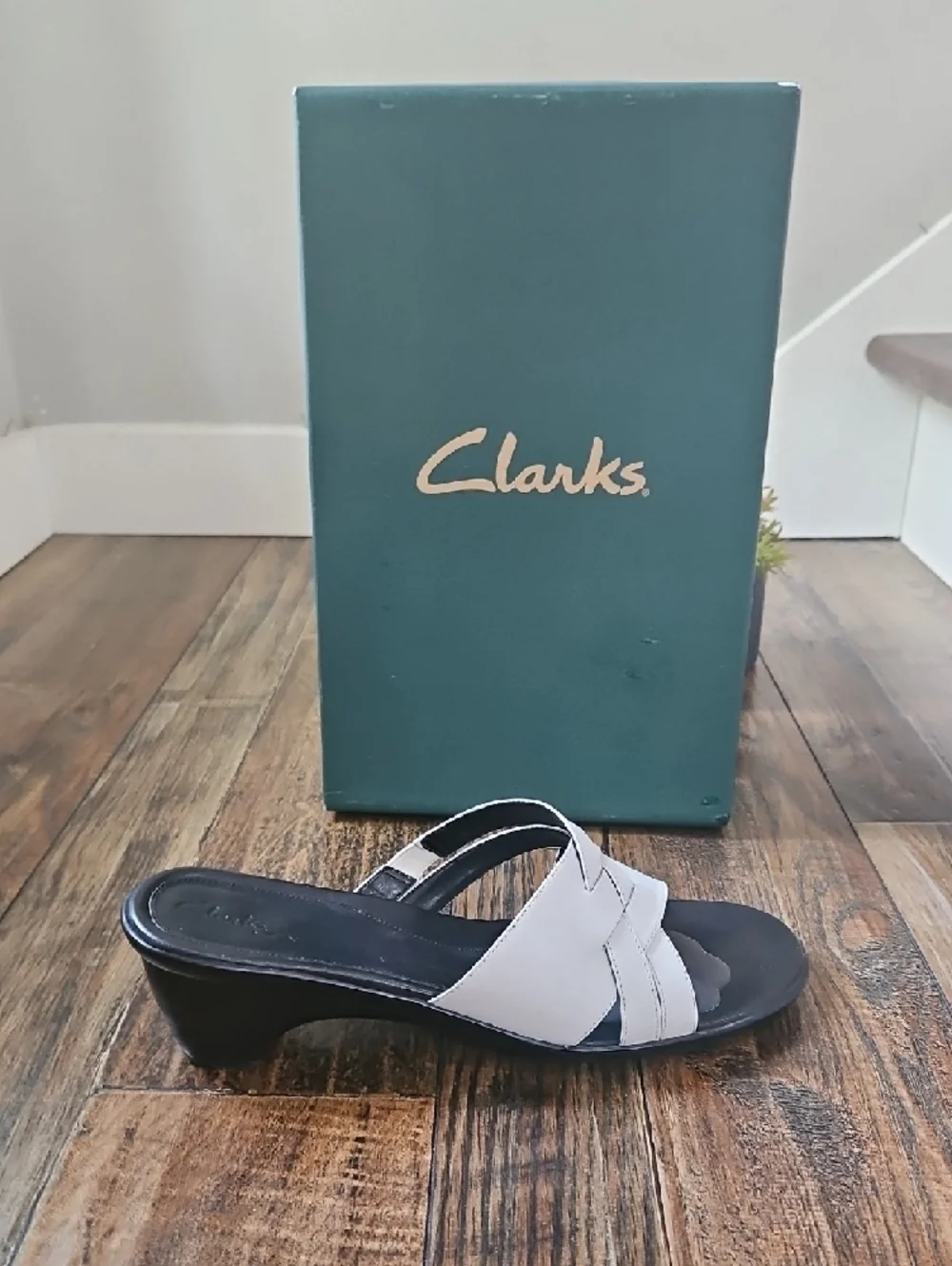 Clarks White and Black Cross-Strap Slip-On Heeled Sandals‎